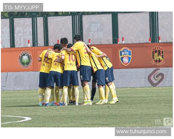 奎维利鲁昂主场迎战奥尔良争夺关键三分的激烈对决