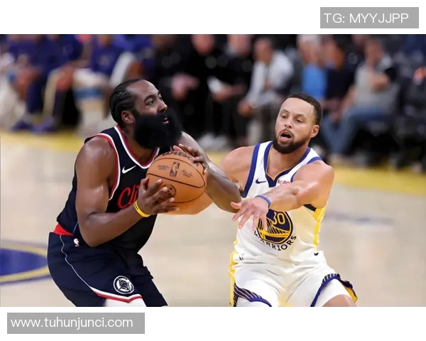 勇士与快船对决精彩回顾全场高光时刻解说分析